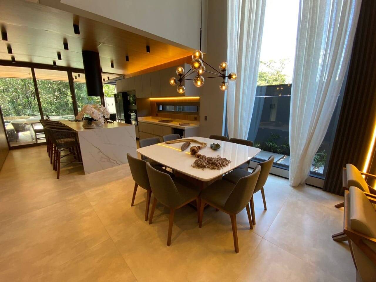 Casa à venda com 5 quartos, 408m² - Foto 10