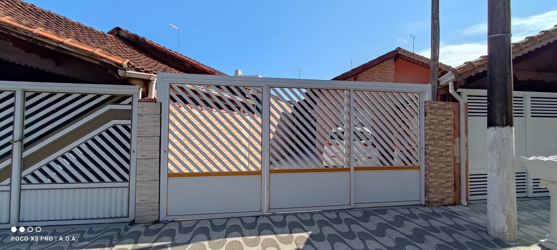 Casa à venda com 2 quartos, 100m² - Foto 2