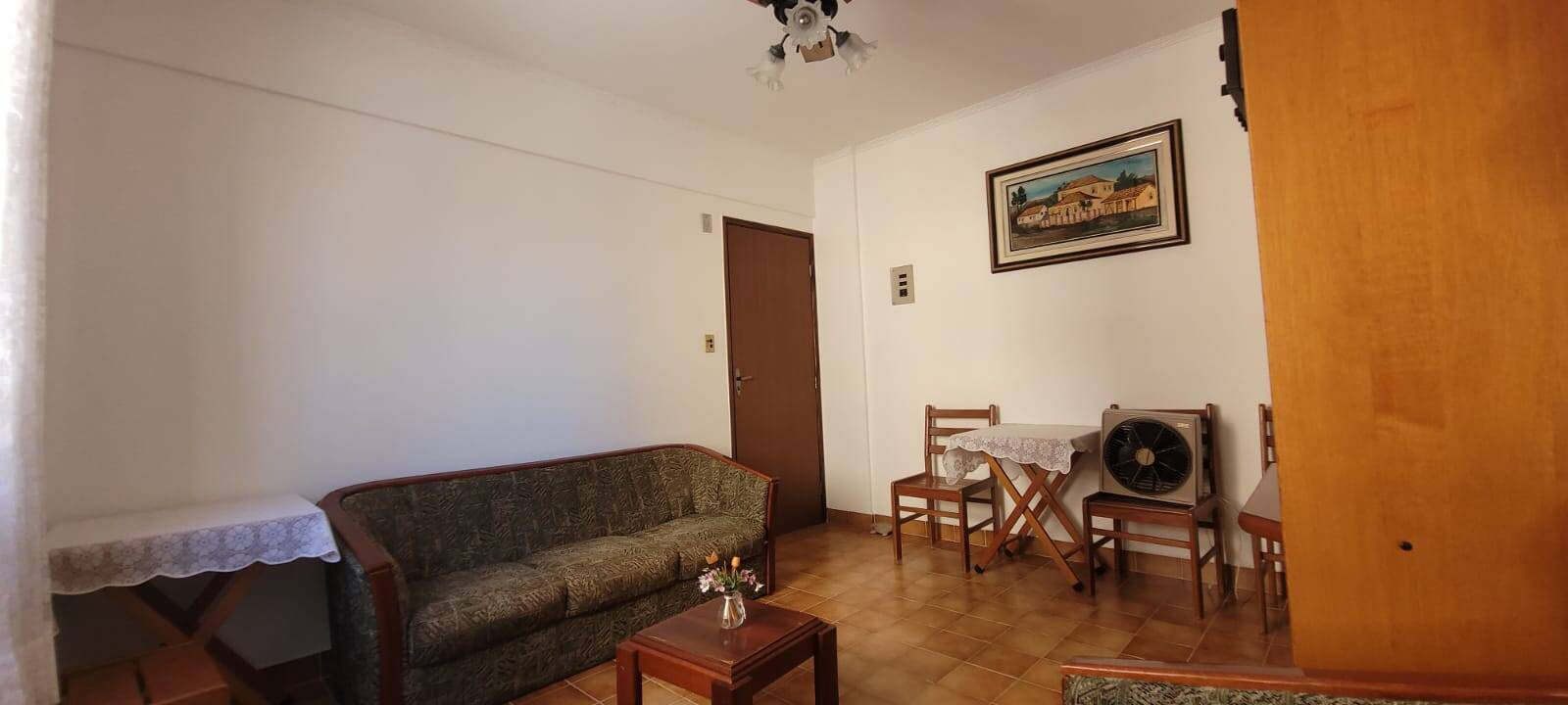 Apartamento à venda com 1 quarto, 47m² - Foto 2