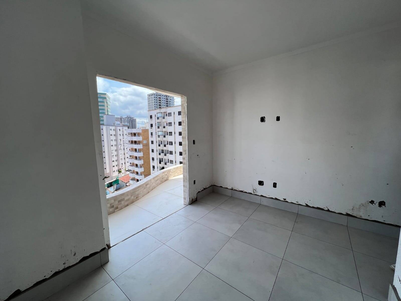 Apartamento à venda com 2 quartos, 78m² - Foto 4