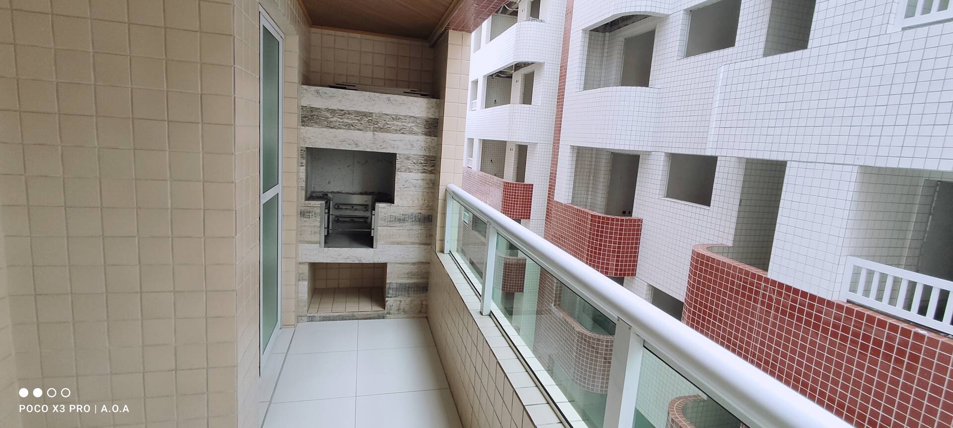 Apartamento à venda com 2 quartos, 63m² - Foto 4