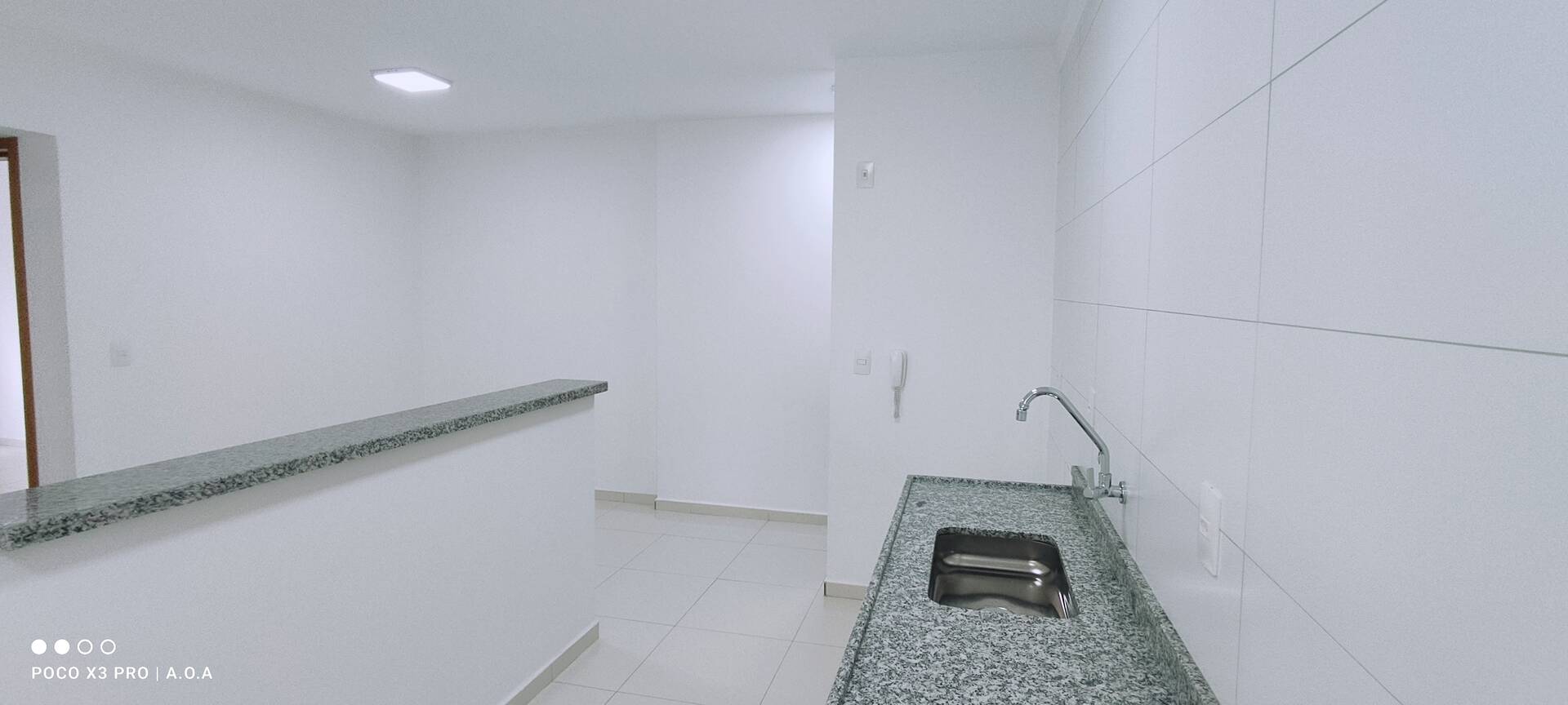 Apartamento à venda com 2 quartos, 63m² - Foto 3