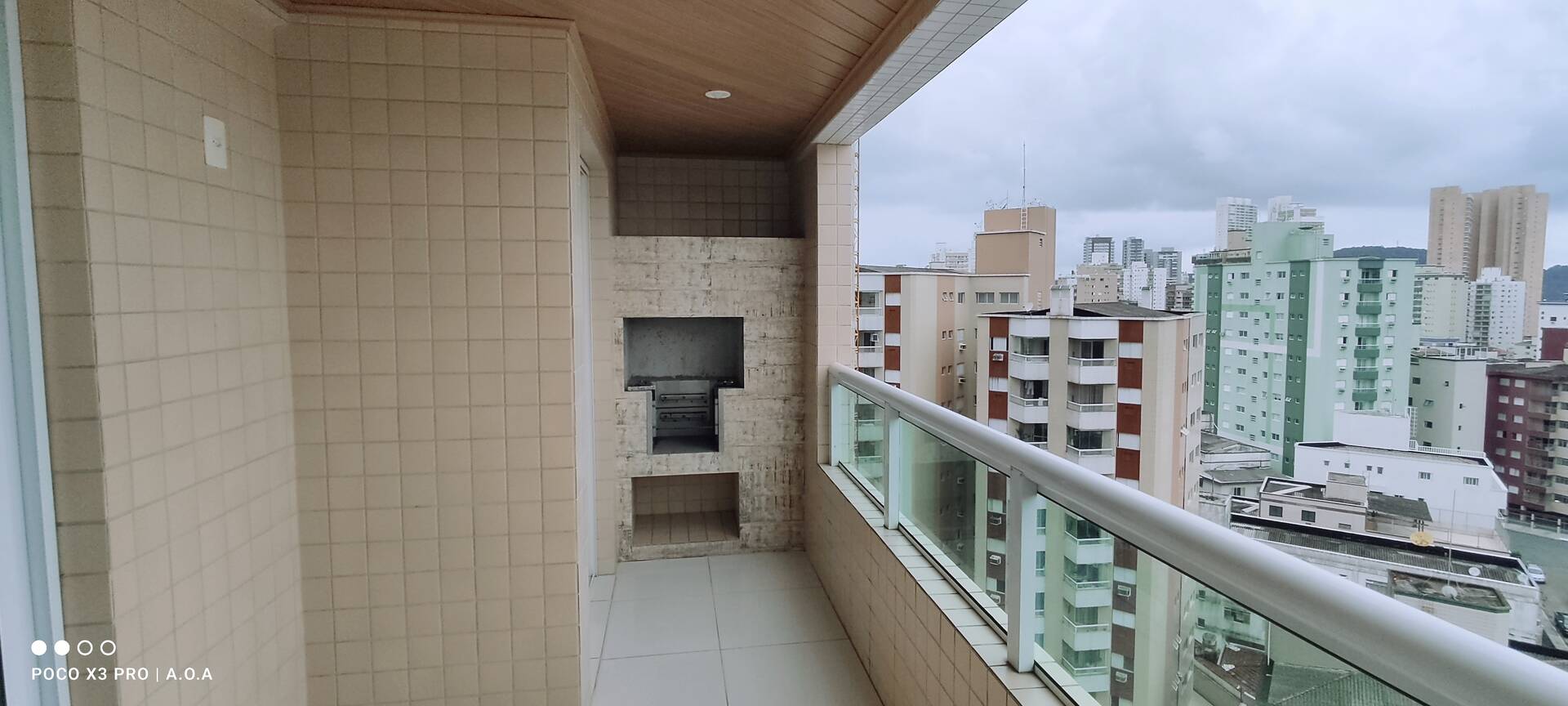 Apartamento à venda com 2 quartos, 63m² - Foto 2