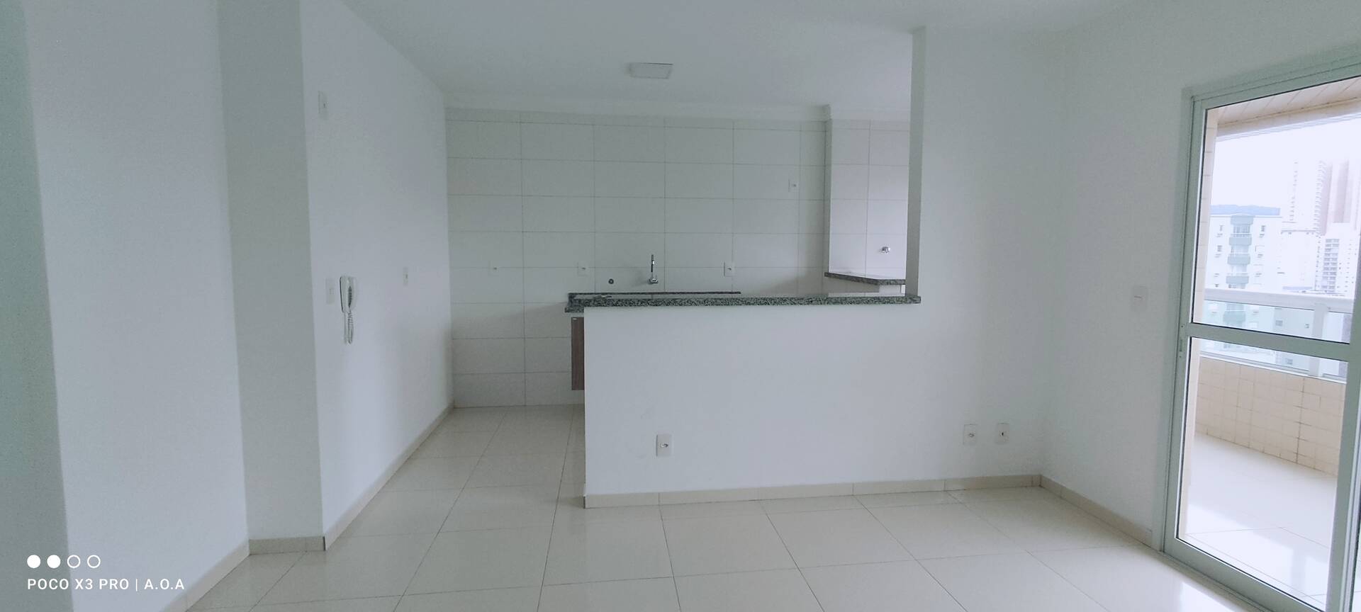 Apartamento à venda com 2 quartos, 63m² - Foto 3