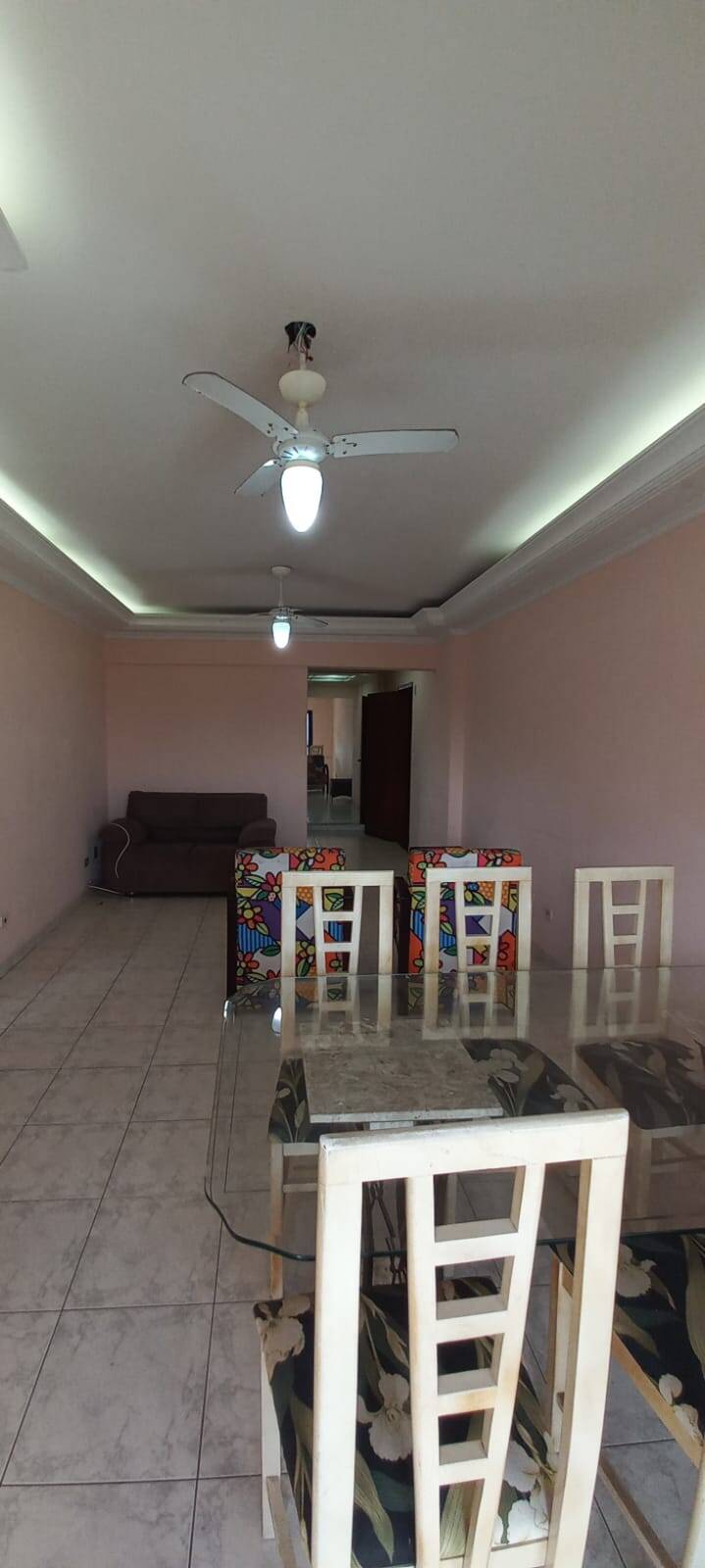 Apartamento para alugar com 2 quartos, 95m² - Foto 4