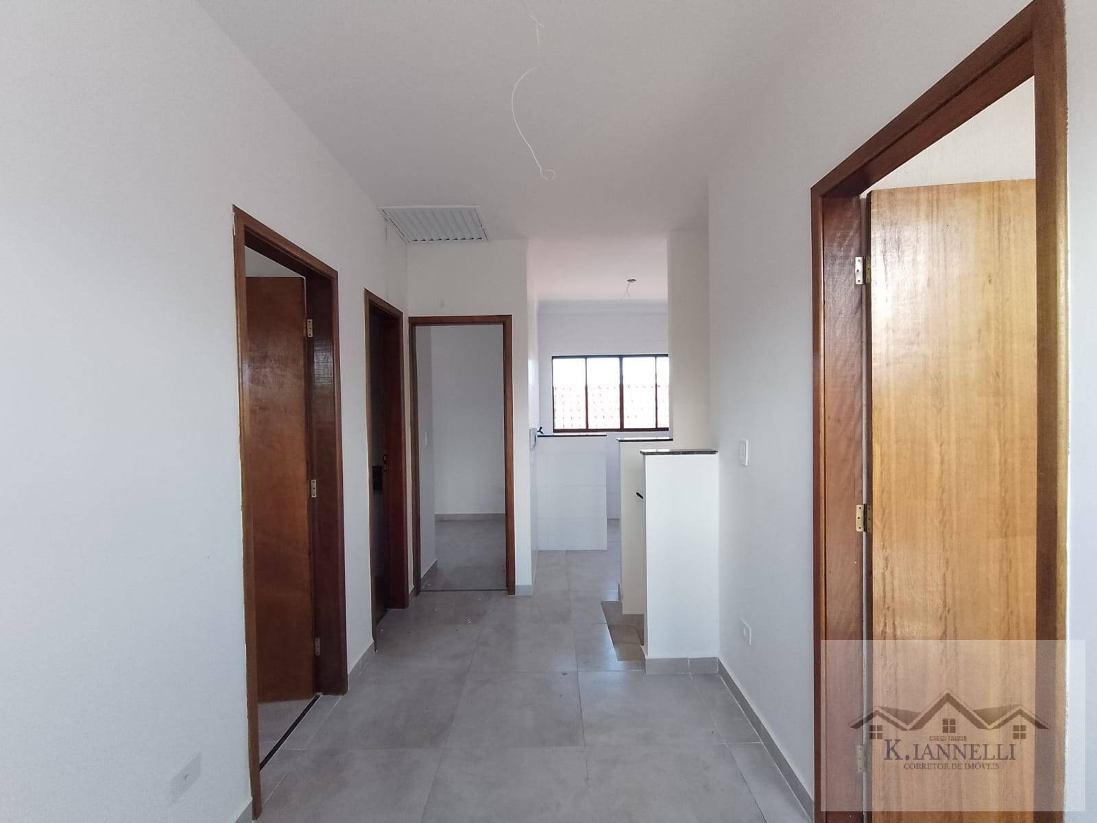 Casa à venda com 2 quartos, 63m² - Foto 8