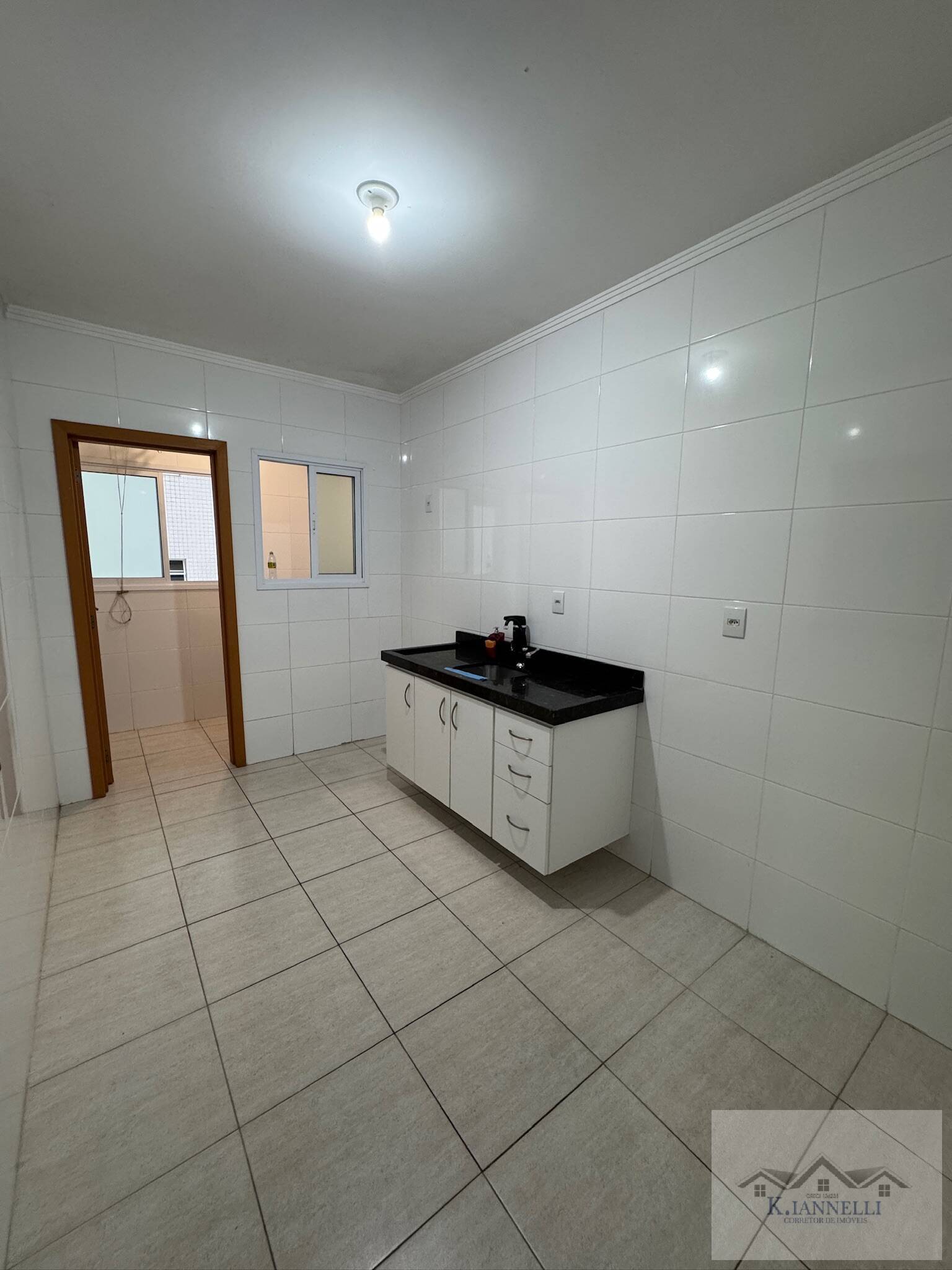 Apartamento para alugar com 2 quartos, 82m² - Foto 2