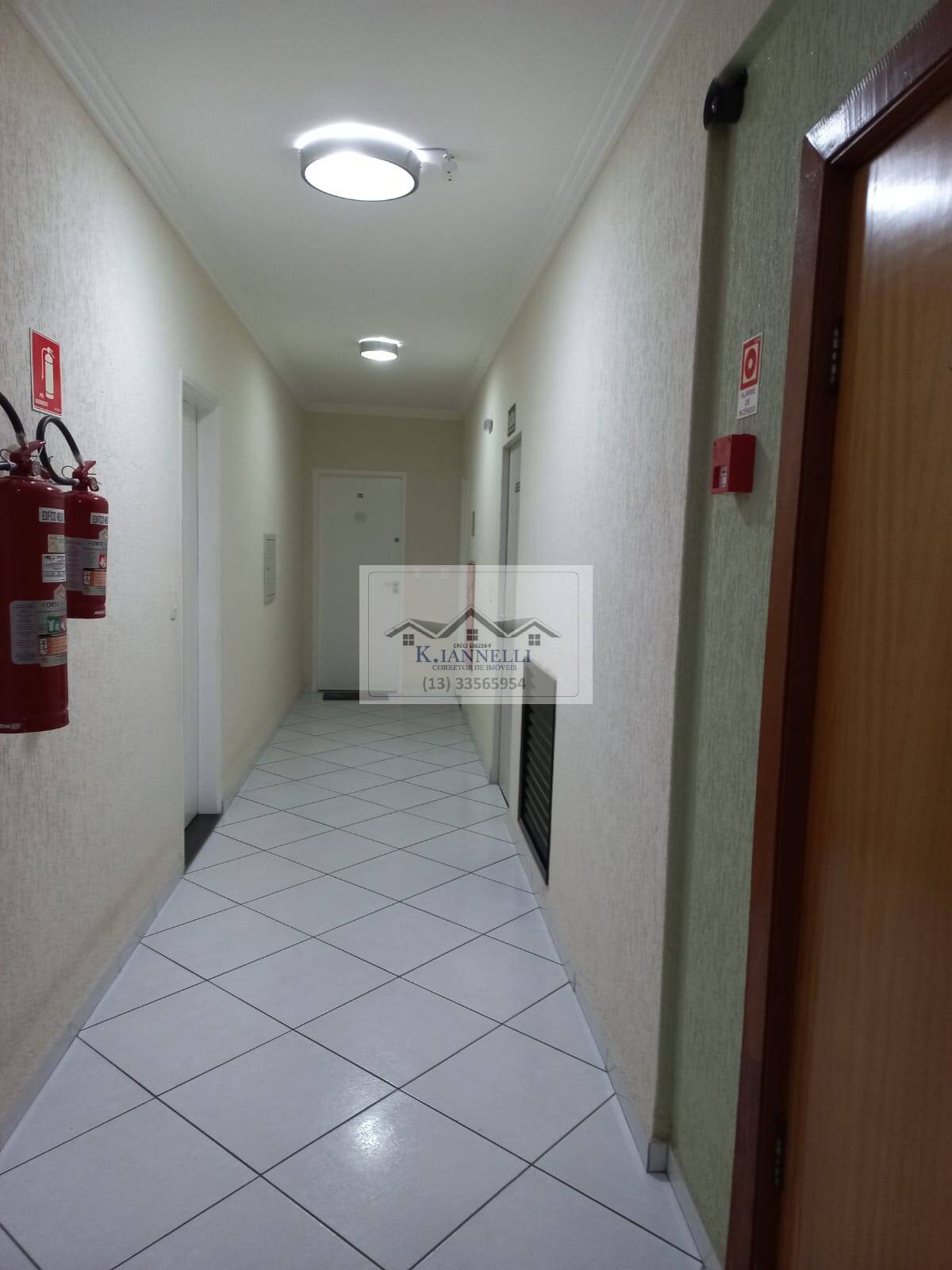 Apartamento à venda com 1 quarto, 50m² - Foto 9