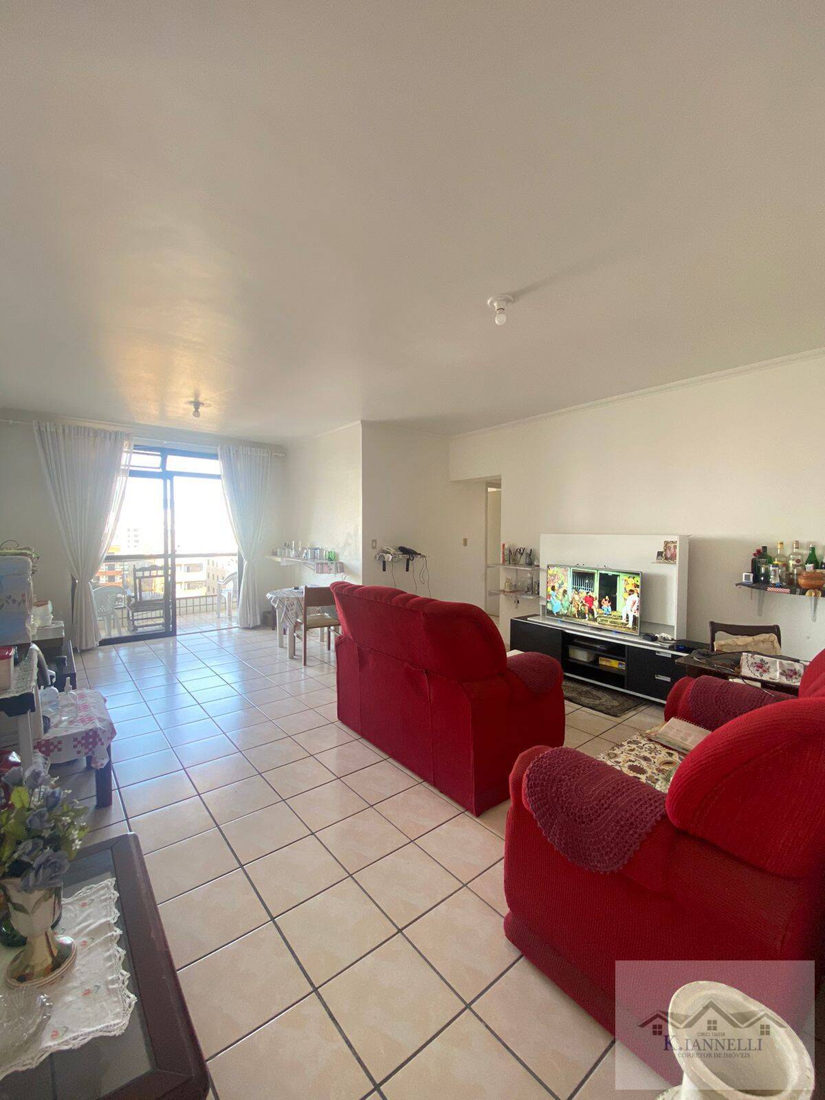 Apartamento à venda com 2 quartos, 107m² - Foto 8