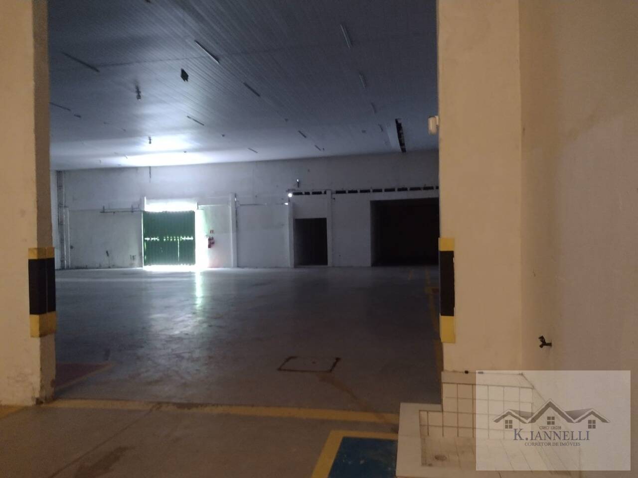 Depósito-Galpão-Armazém para alugar, 1000m² - Foto 3