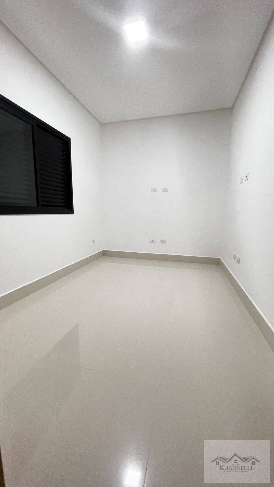 Casa à venda com 3 quartos, 116m² - Foto 11