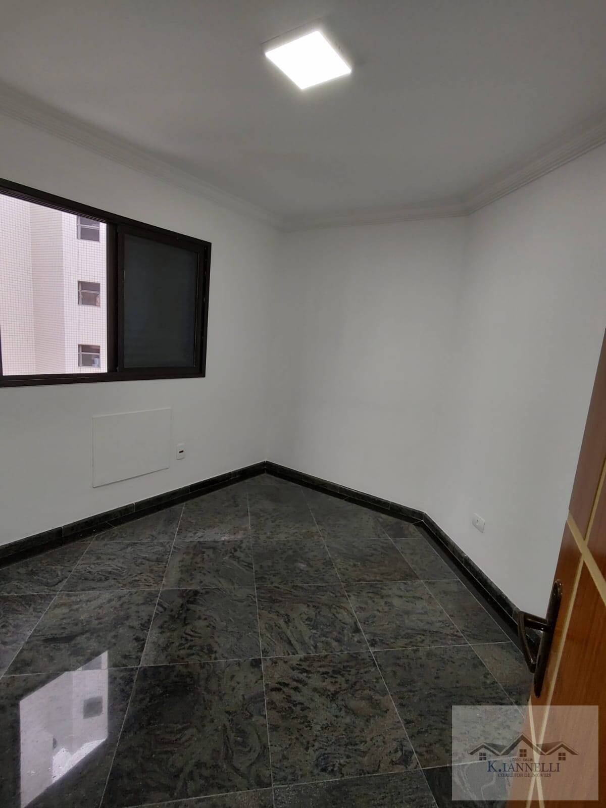 Apartamento à venda com 4 quartos, 136m² - Foto 15