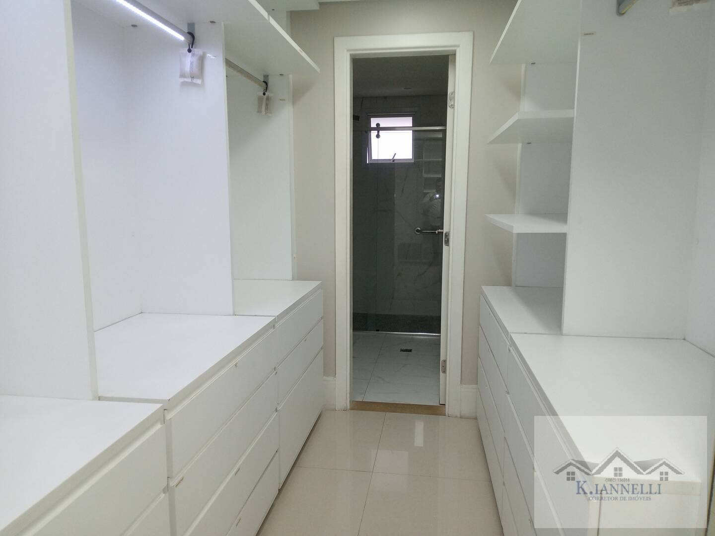 Apartamento à venda com 4 quartos, 336m² - Foto 3