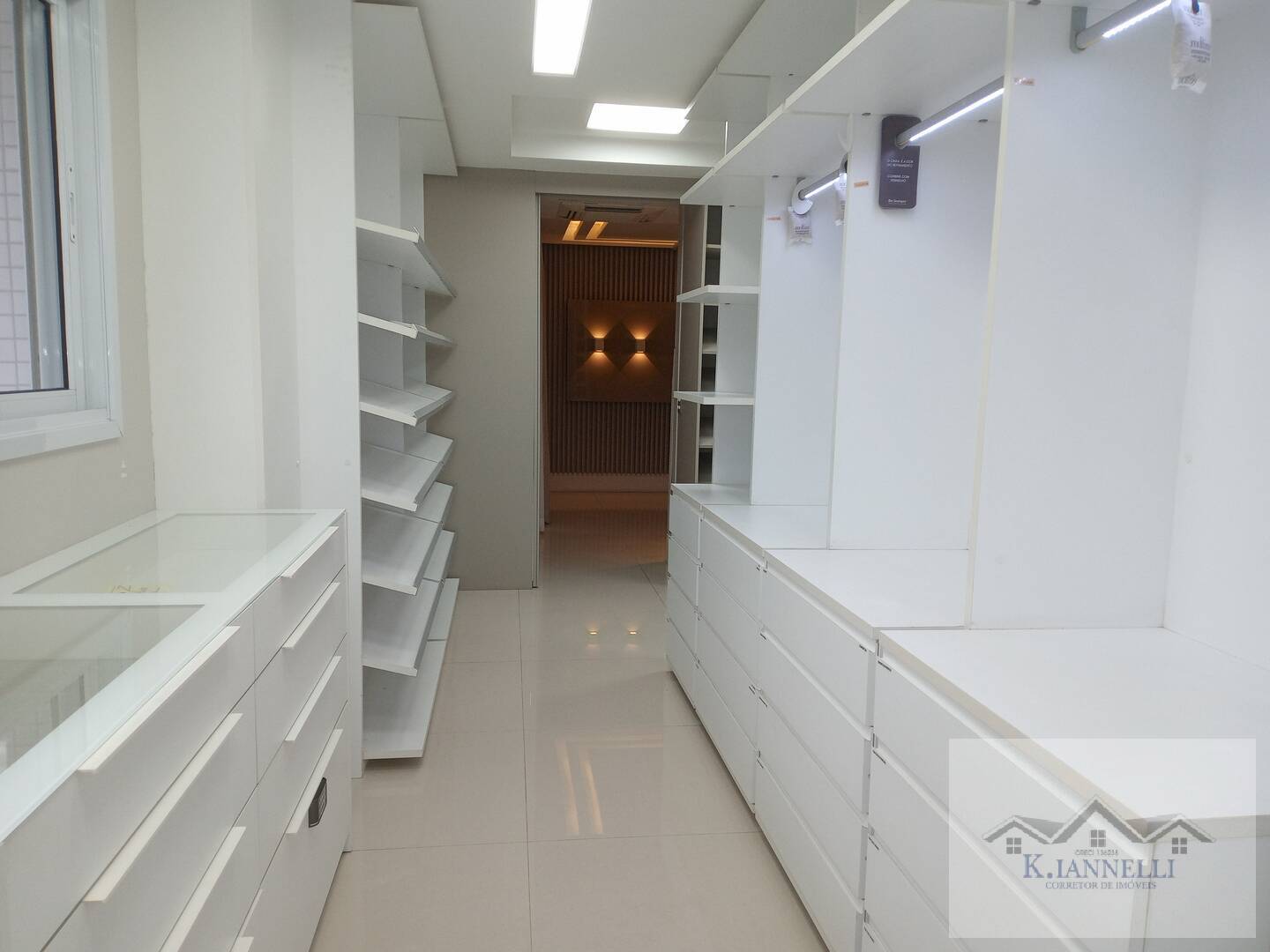 Apartamento à venda com 4 quartos, 336m² - Foto 4