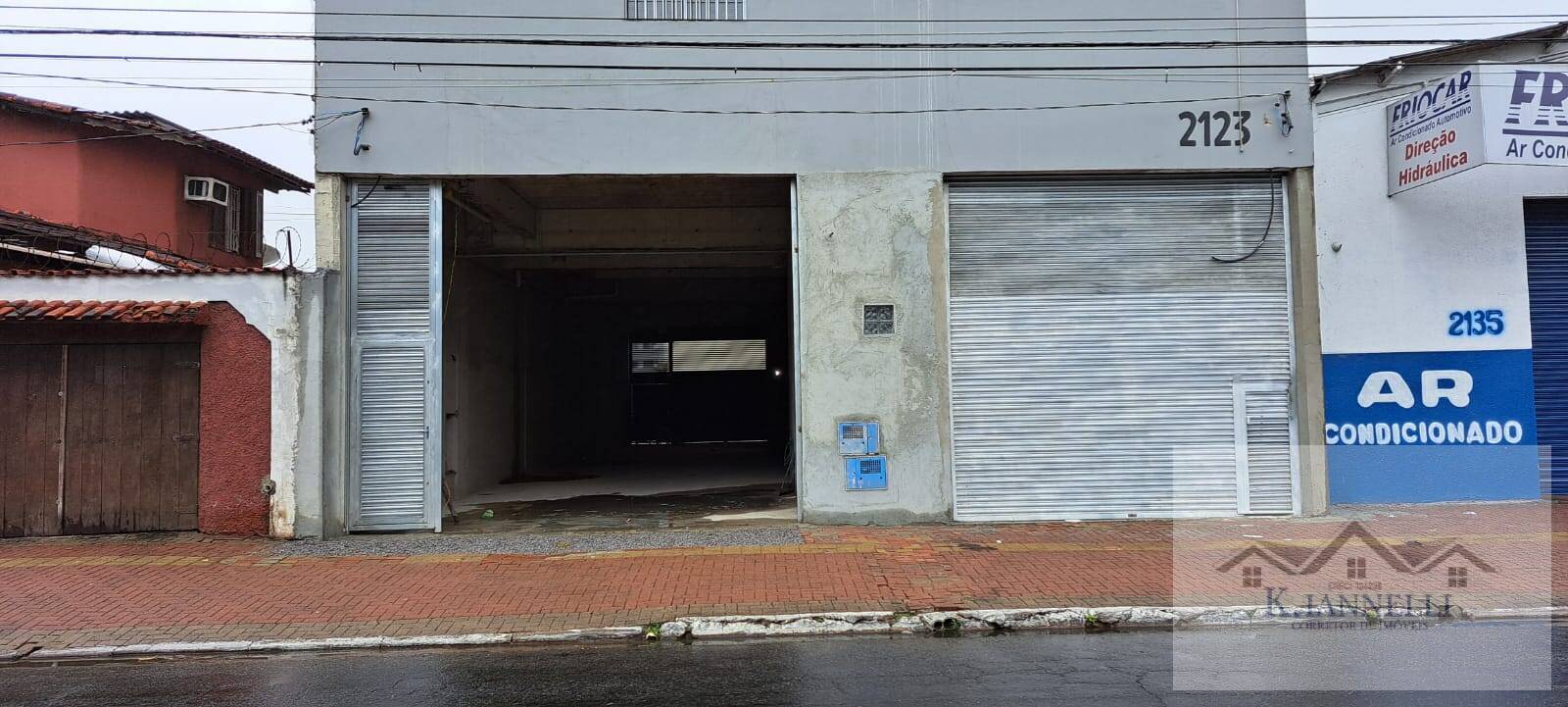 Depósito-Galpão-Armazém para alugar, 200m² - Foto 2