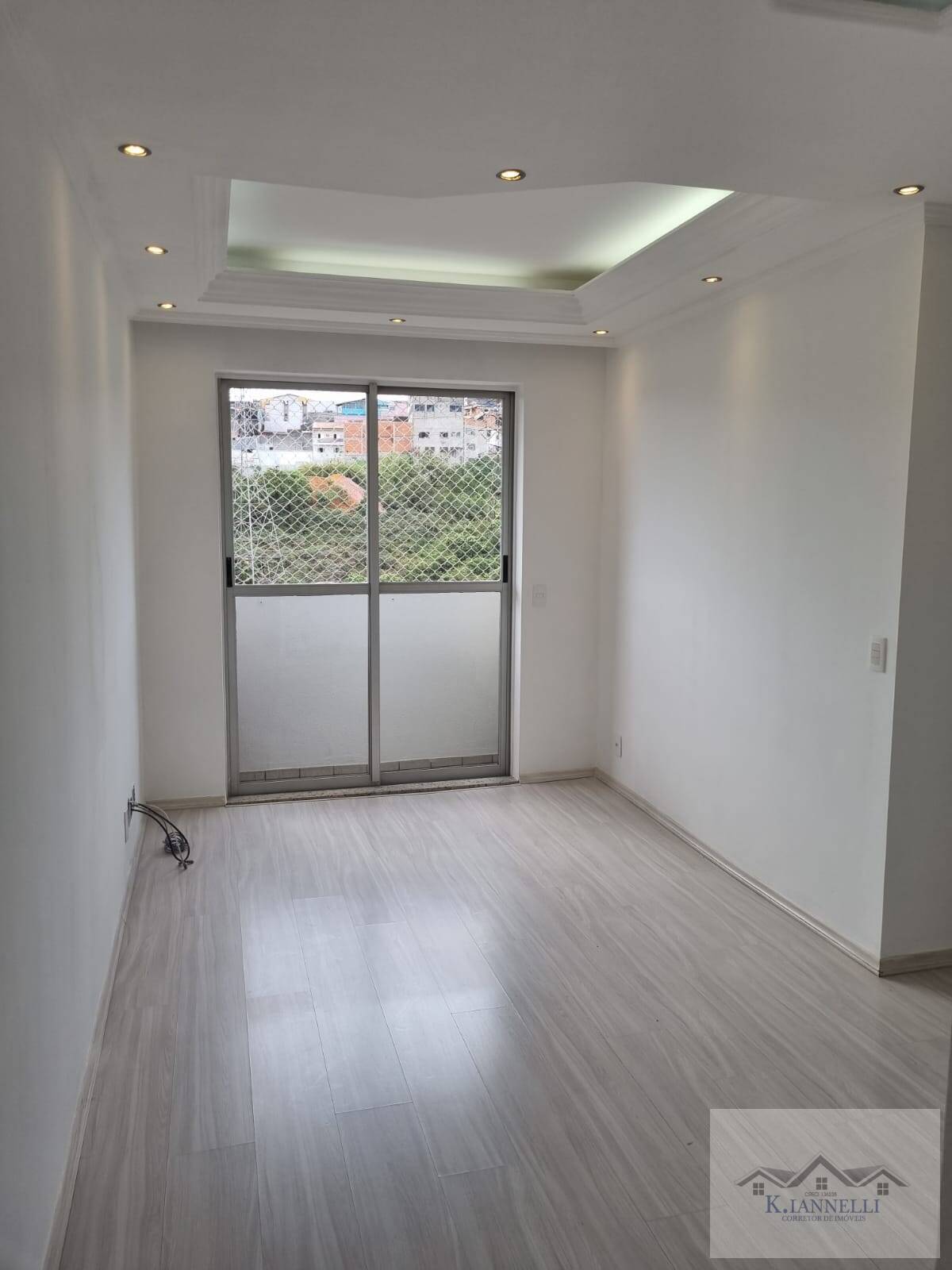 Apartamento à venda com 2 quartos, 48m² - Foto 2