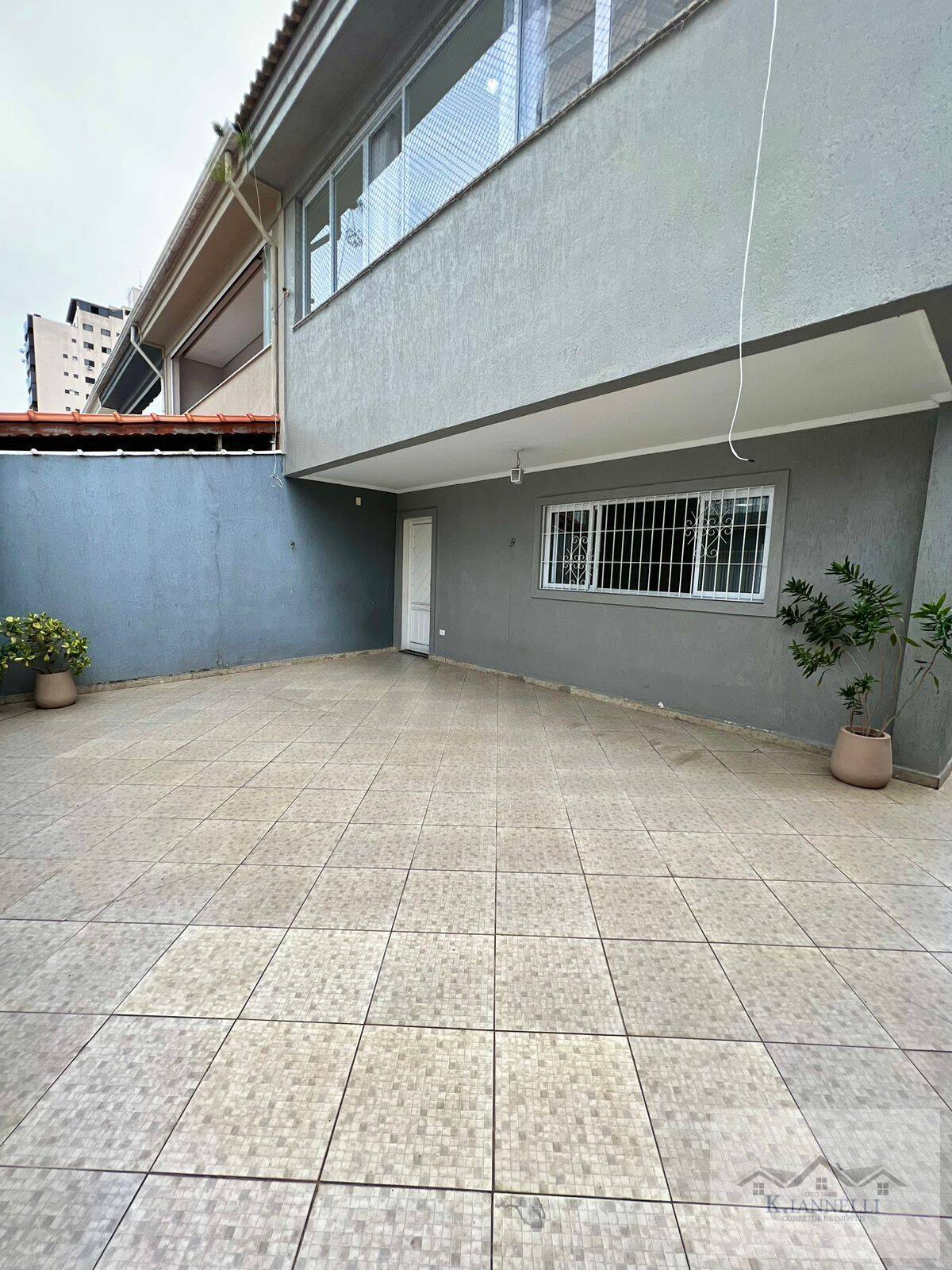 Sobrado à venda com 2 quartos, 100m² - Foto 2