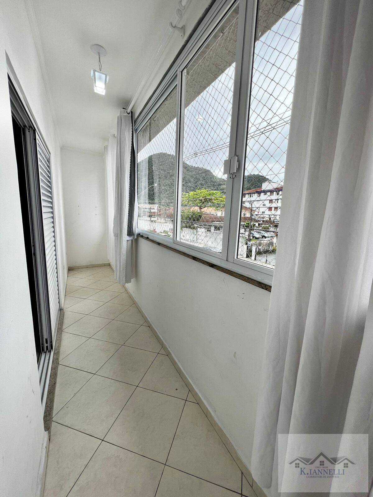 Sobrado à venda com 2 quartos, 100m² - Foto 4