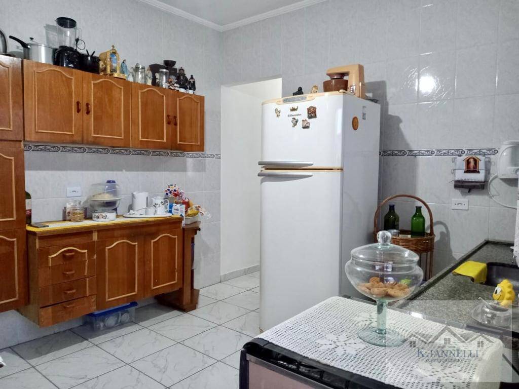 Casa à venda com 3 quartos, 90m² - Foto 11