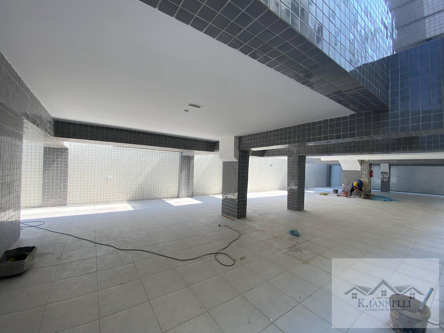 Apartamento à venda com 1 quarto, 43m² - Foto 6