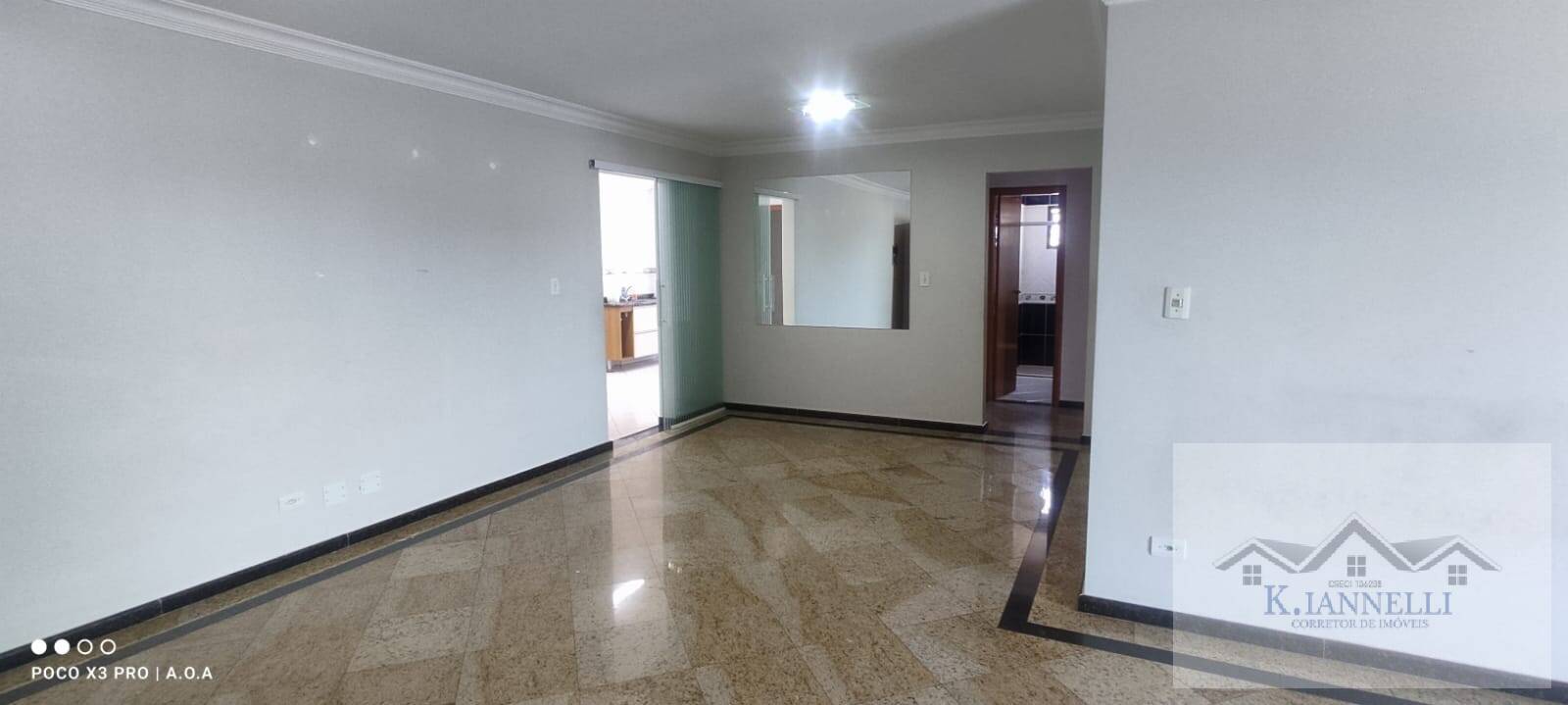 Apartamento para alugar com 3 quartos, 120m² - Foto 7