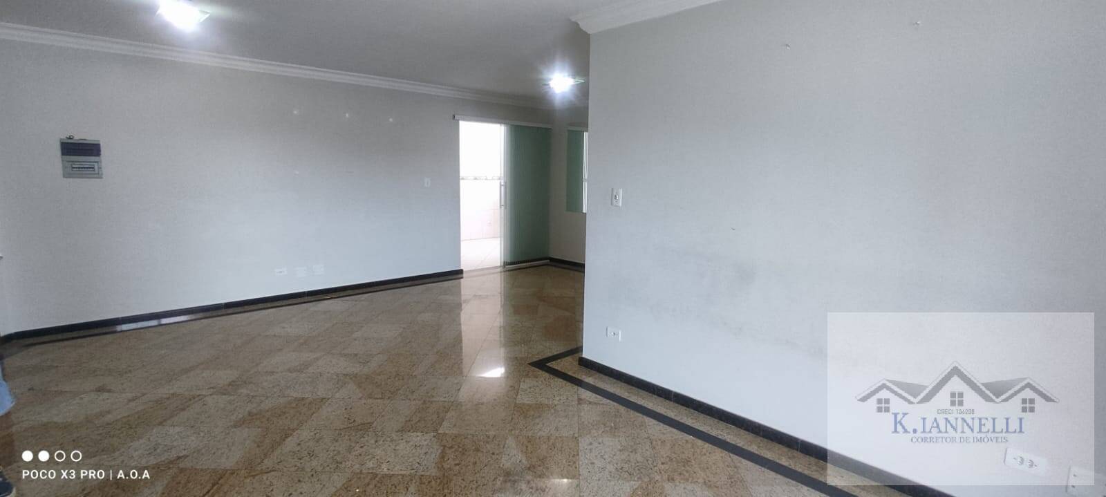 Apartamento para alugar com 3 quartos, 120m² - Foto 2