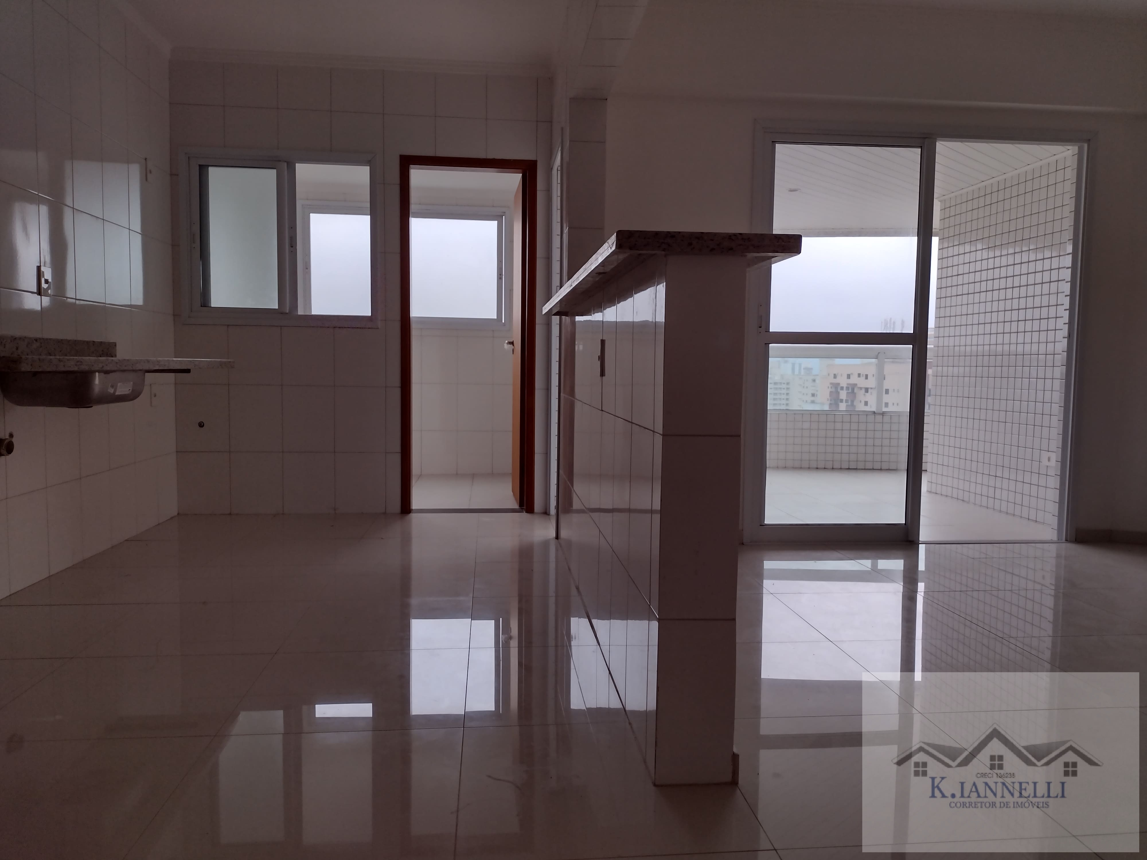 Apartamento à venda com 3 quartos, 230m² - Foto 6