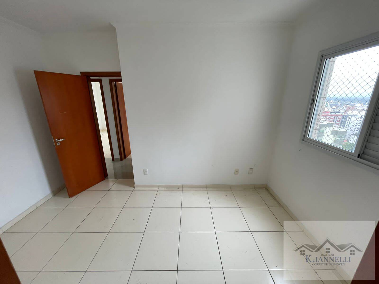 Apartamento à venda com 3 quartos, 115m² - Foto 18