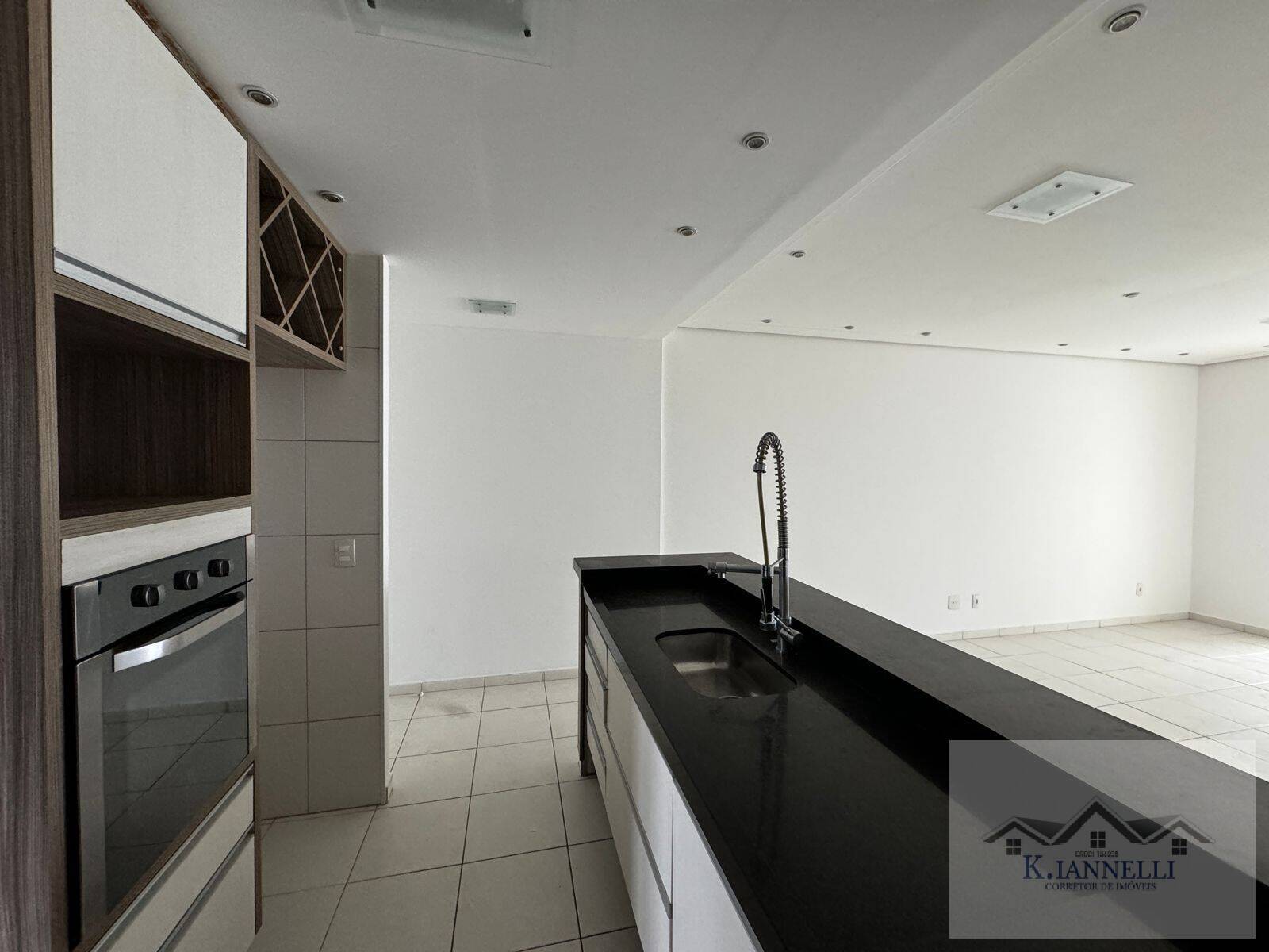 Apartamento à venda com 3 quartos, 92m² - Foto 8