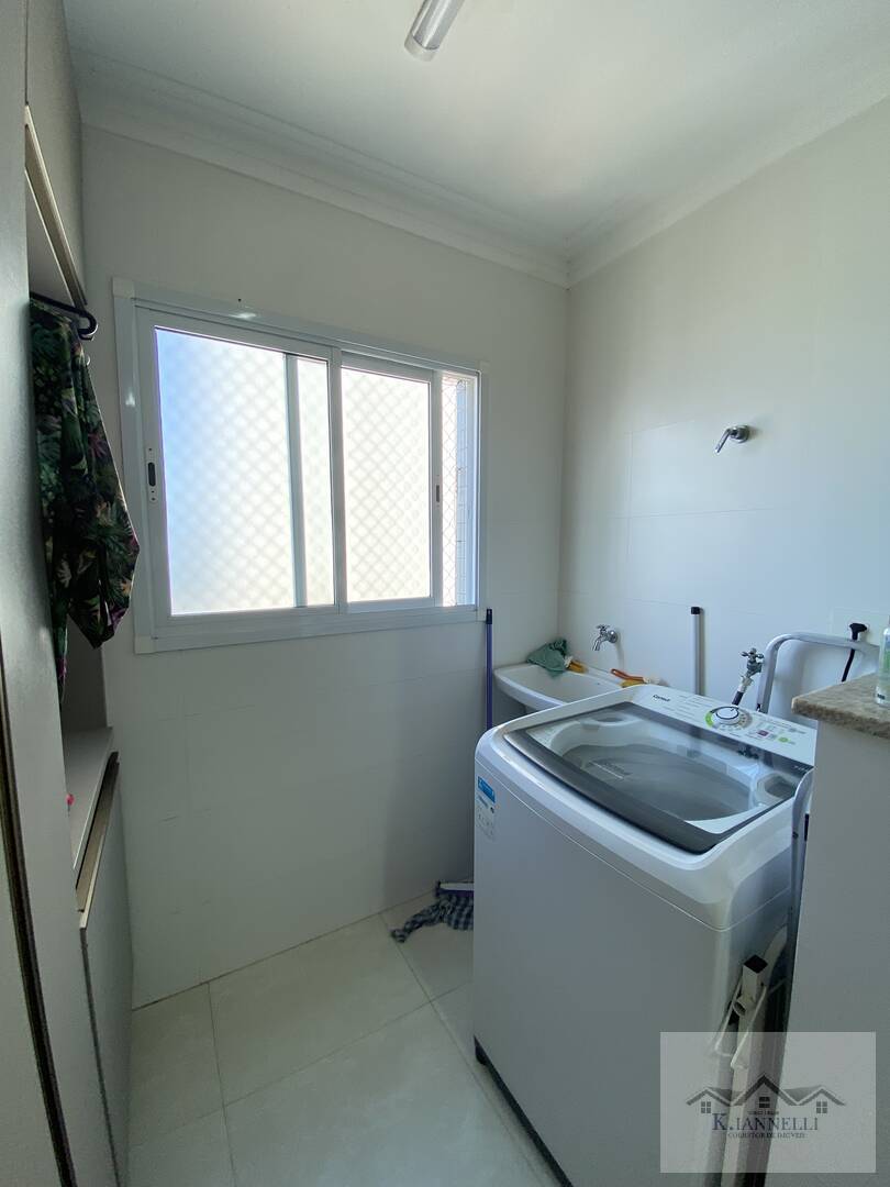 Apartamento à venda com 2 quartos, 75m² - Foto 17