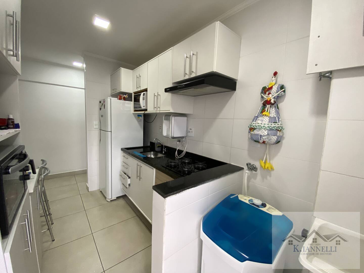 Apartamento à venda com 2 quartos, 63m² - Foto 9