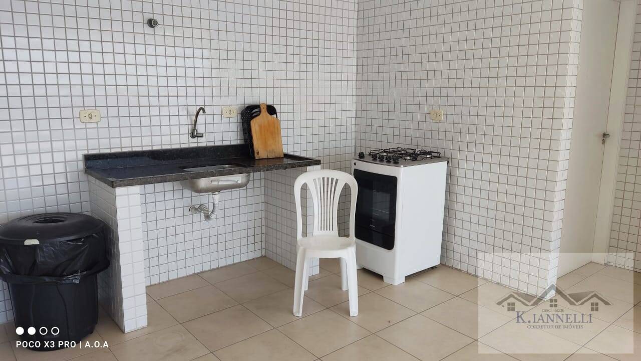 Apartamento para alugar com 2 quartos, 70m² - Foto 12