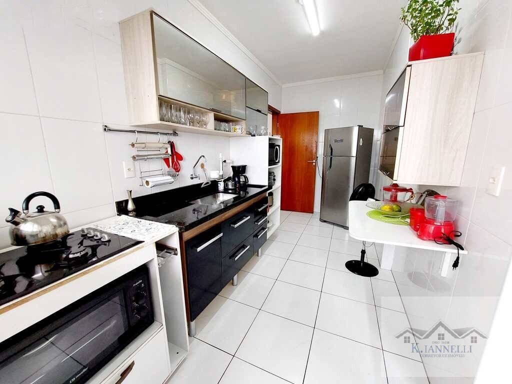 Apartamento à venda com 2 quartos, 84m² - Foto 7