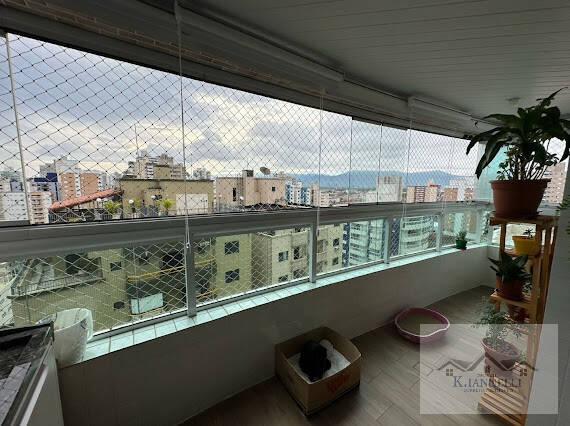 Apartamento à venda com 2 quartos, 78m² - Foto 4