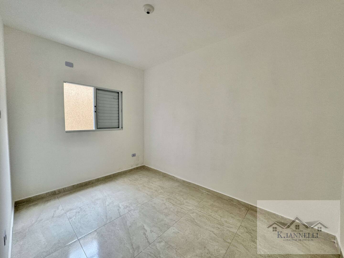 Casa à venda com 2 quartos, 50m² - Foto 6