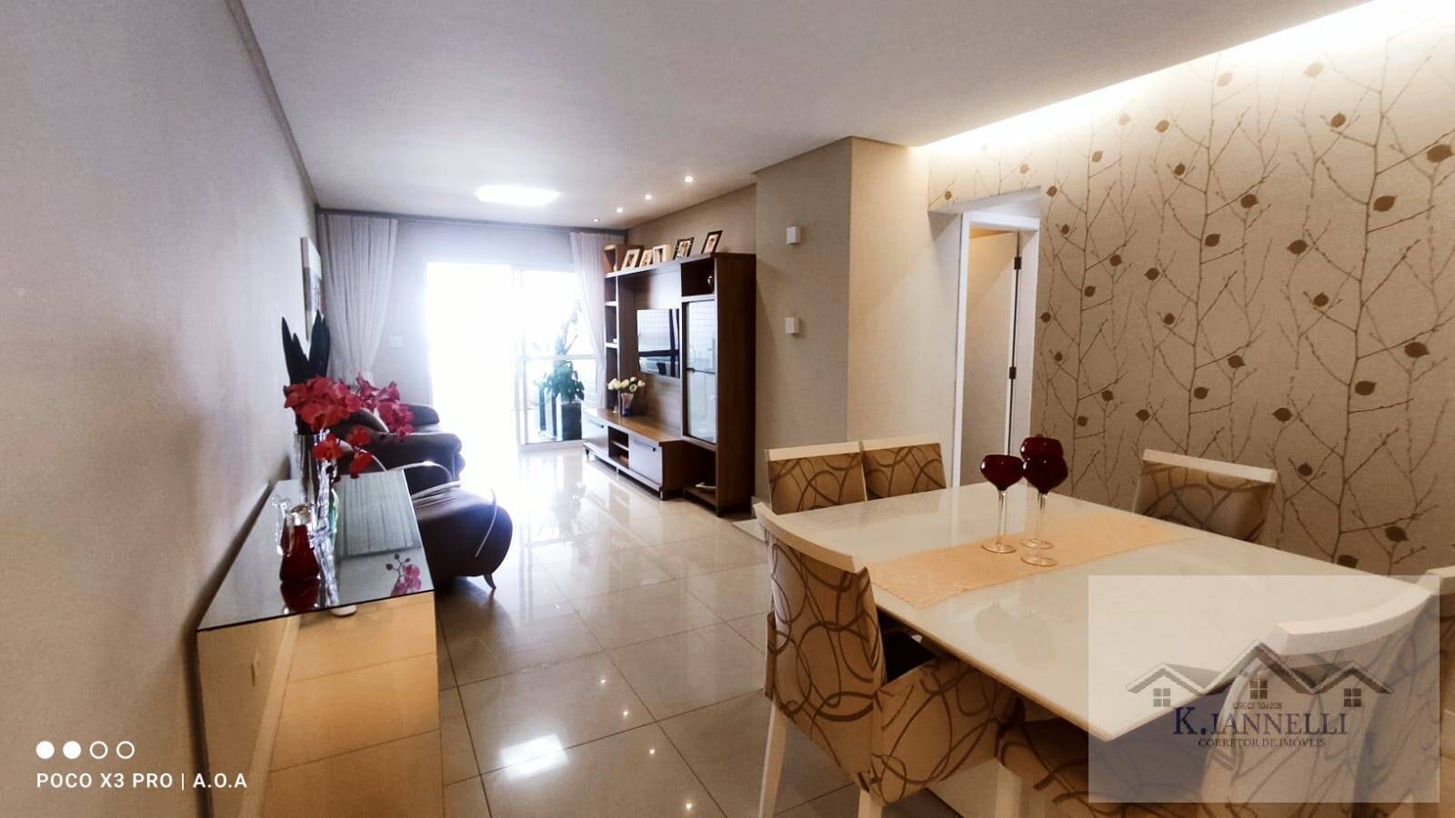 Apartamento à venda com 3 quartos, 136m² - Foto 1