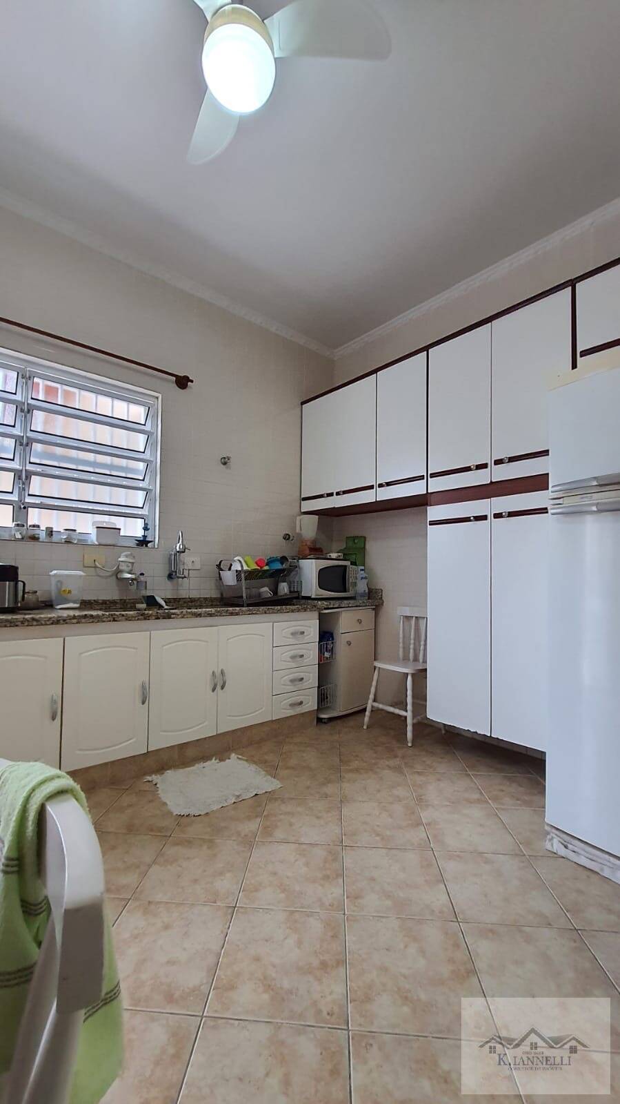 Casa à venda com 7 quartos, 300m² - Foto 12