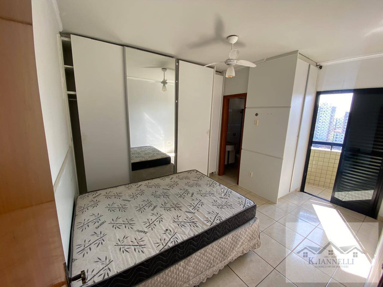 Apartamento à venda com 2 quartos, 75m² - Foto 22