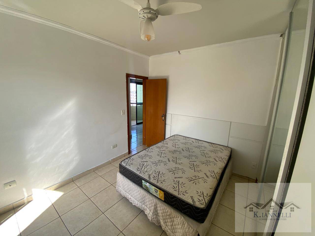 Apartamento à venda com 2 quartos, 75m² - Foto 20