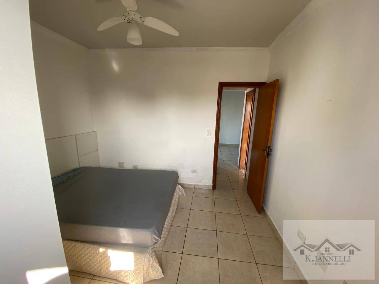 Apartamento à venda com 2 quartos, 75m² - Foto 18