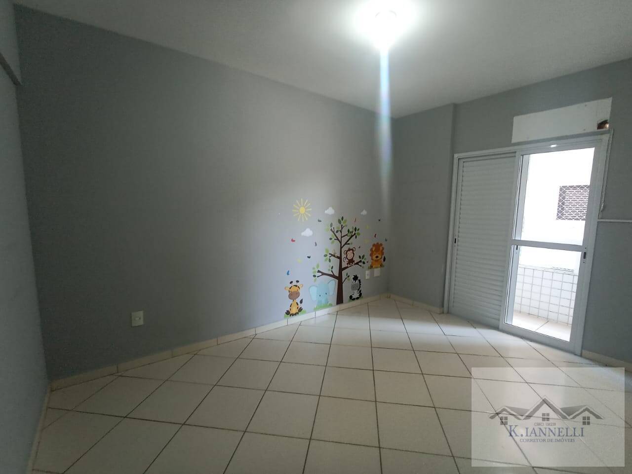 Apartamento à venda com 2 quartos, 110m² - Foto 8