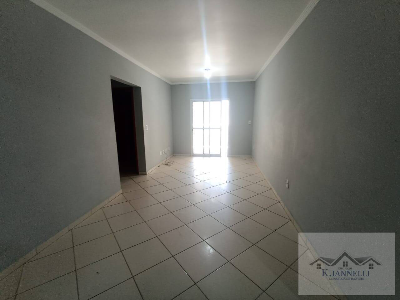 Apartamento à venda com 2 quartos, 110m² - Foto 9