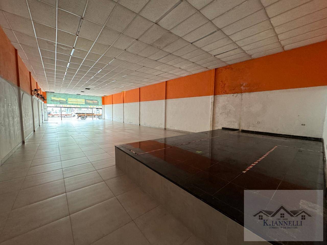 Loja-Salão para alugar, 500m² - Foto 1