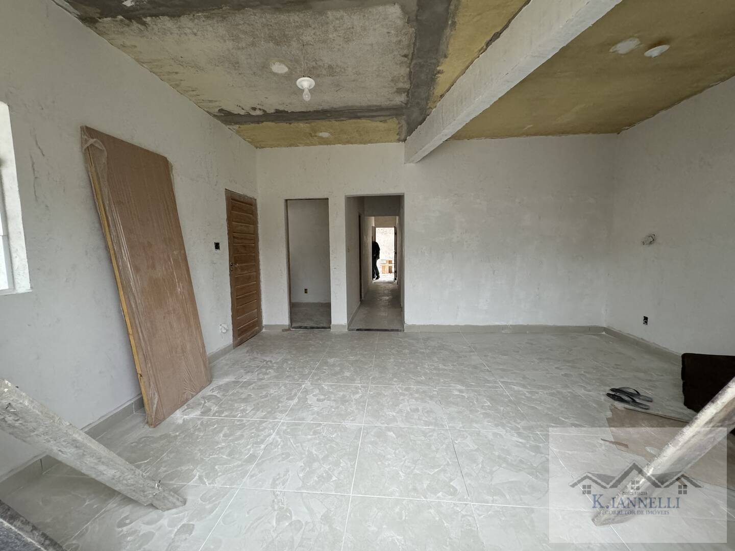 Casa à venda com 2 quartos, 100m² - Foto 10