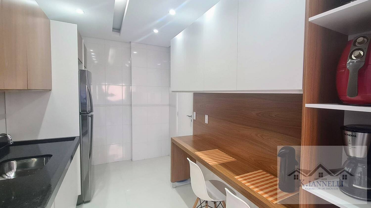 Apartamento à venda com 2 quartos, 104m² - Foto 17