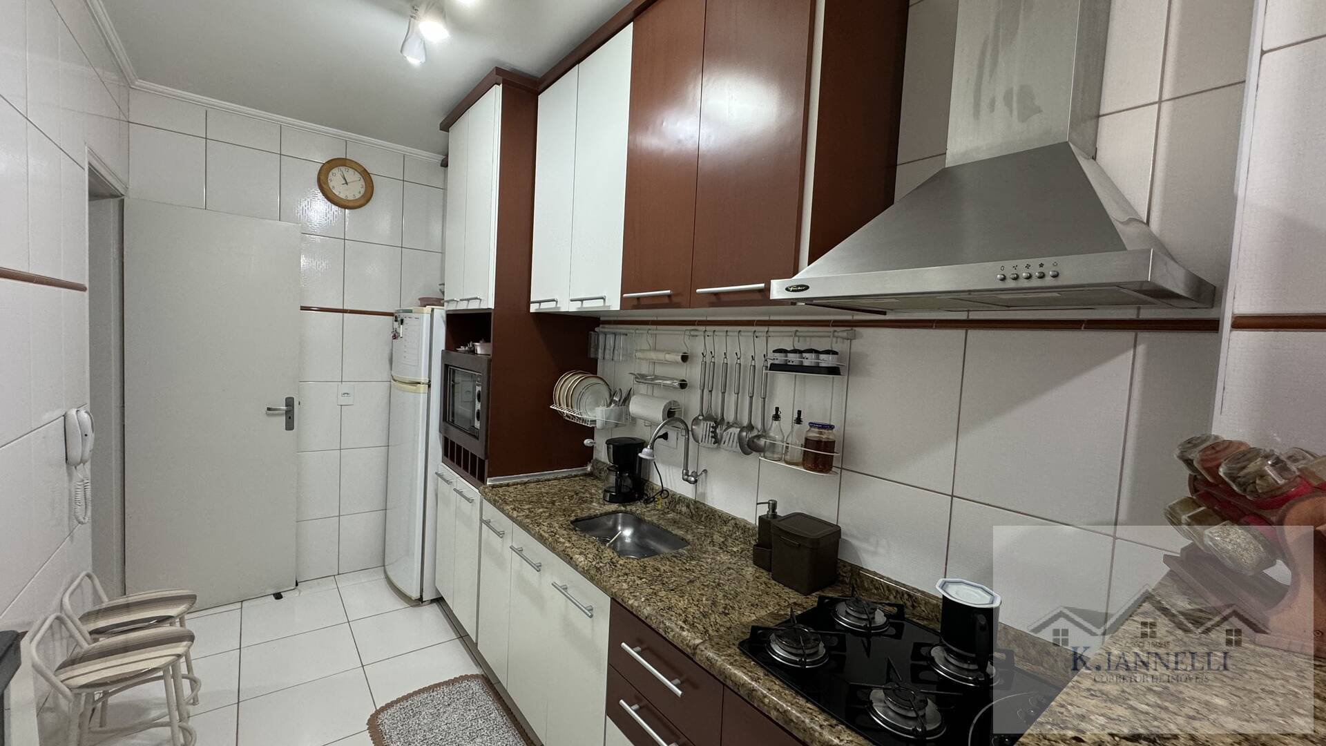 Apartamento à venda com 2 quartos, 67m² - Foto 18