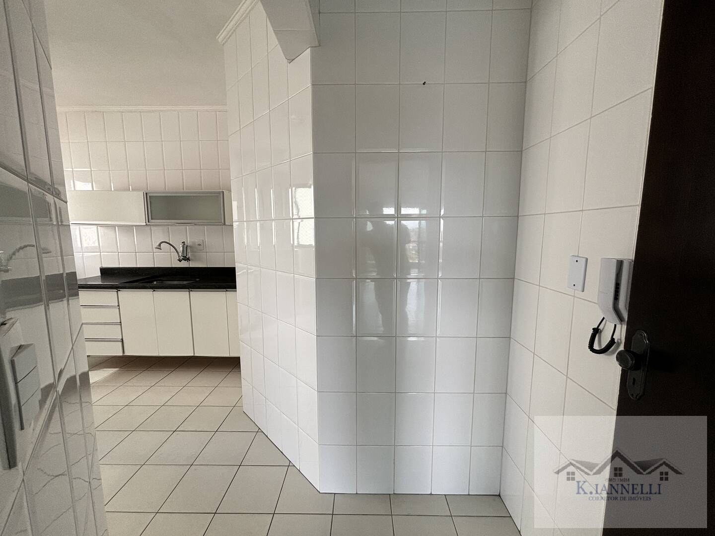 Apartamento à venda com 2 quartos, 69m² - Foto 13