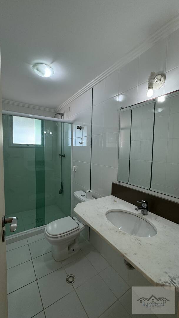 Apartamento para alugar com 3 quartos, 138m² - Foto 16