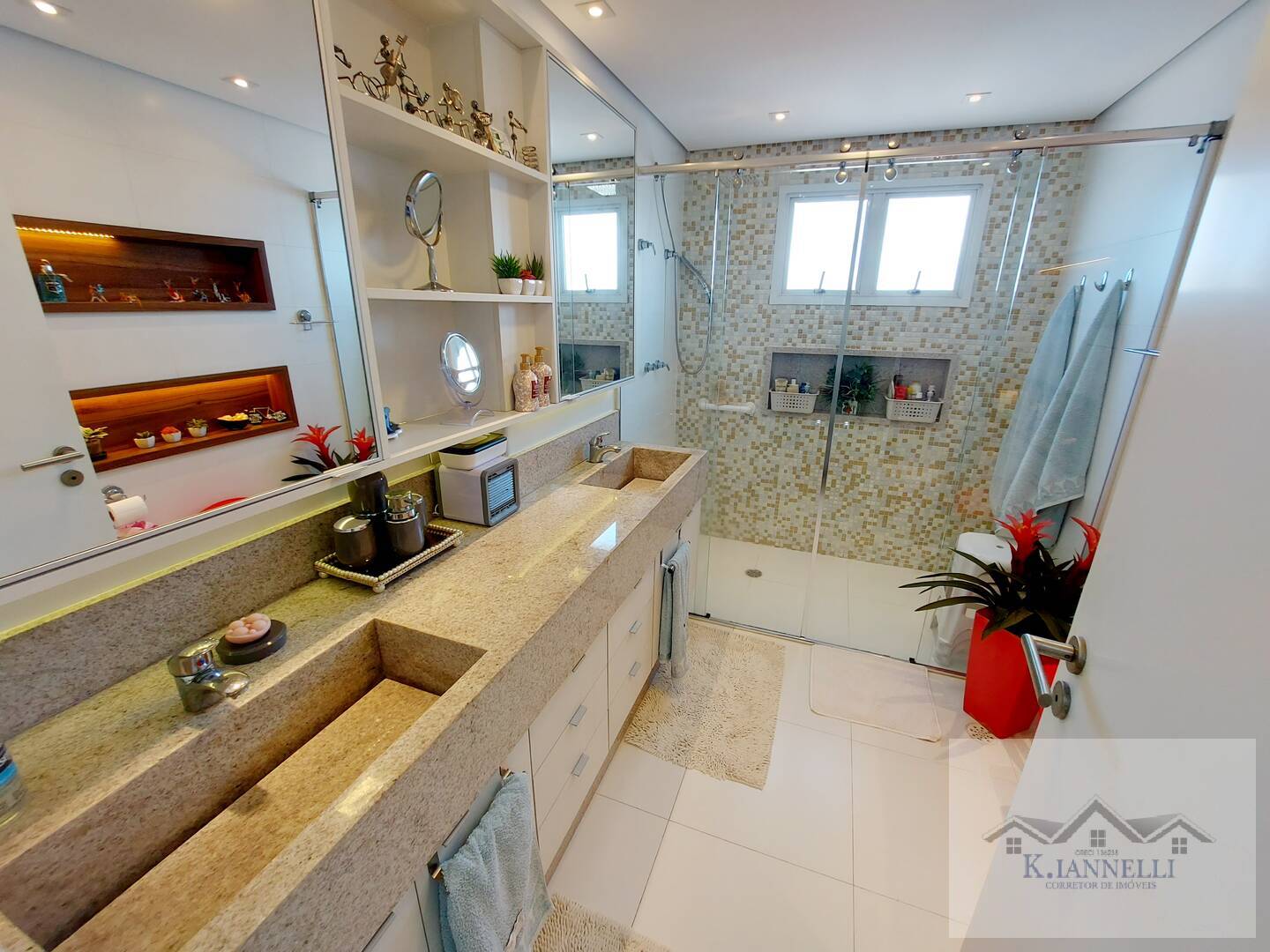 Apartamento à venda com 4 quartos, 212m² - Foto 22