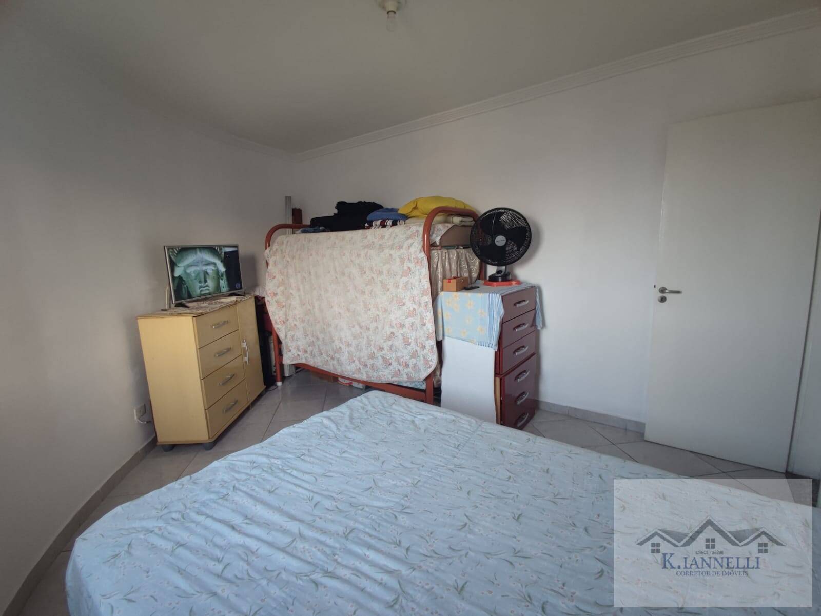 Apartamento à venda com 1 quarto, 45m² - Foto 13